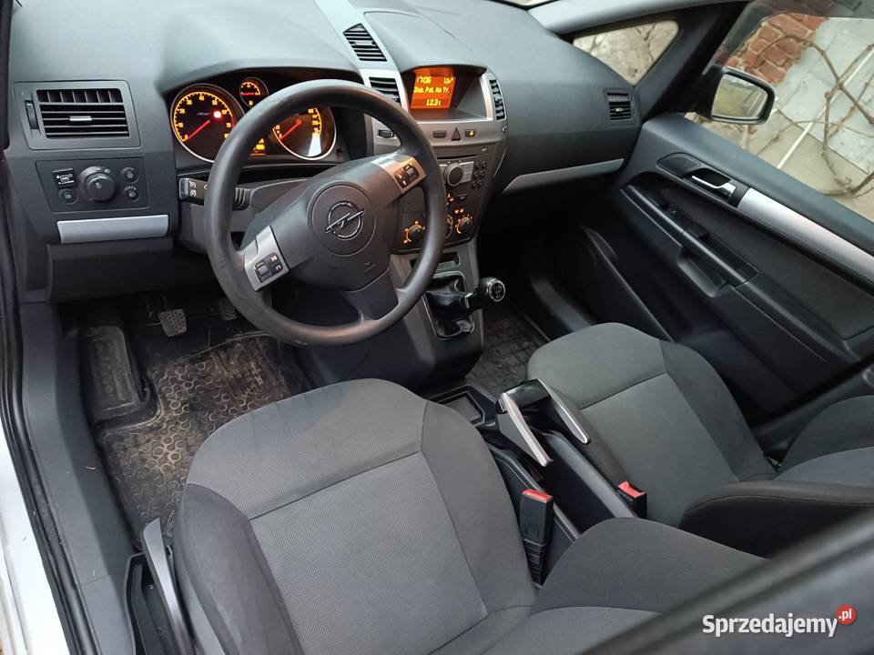 Opel Zafira B 18 LPG 140 NOWE OC kurtyny powietrzne Samochody osobowe Goszczyn