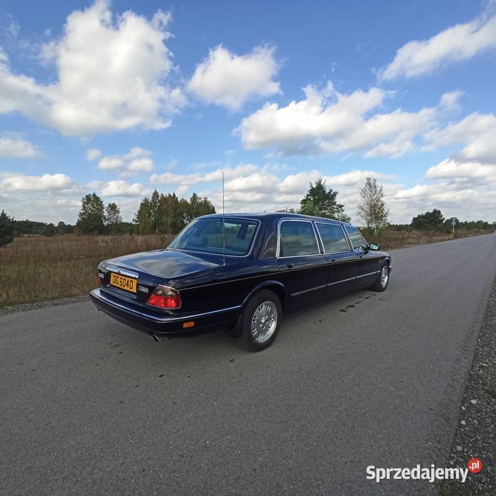 Daimler Jaguar 40 limuzyna Sedan / Limuzyna Gomunice