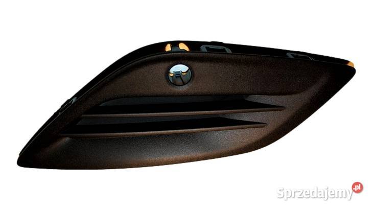 VOLVO S60 V60 RDESIGN przednia prawa kratka Akcesoria samochodowe Bielany Wrocławskie