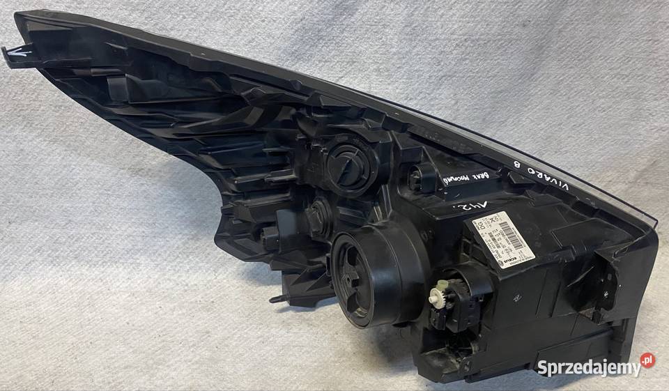 OPEL VIVARO B LAMPA LEWA PRZEDNIA PRZÓD ZWYKŁA Jasienica