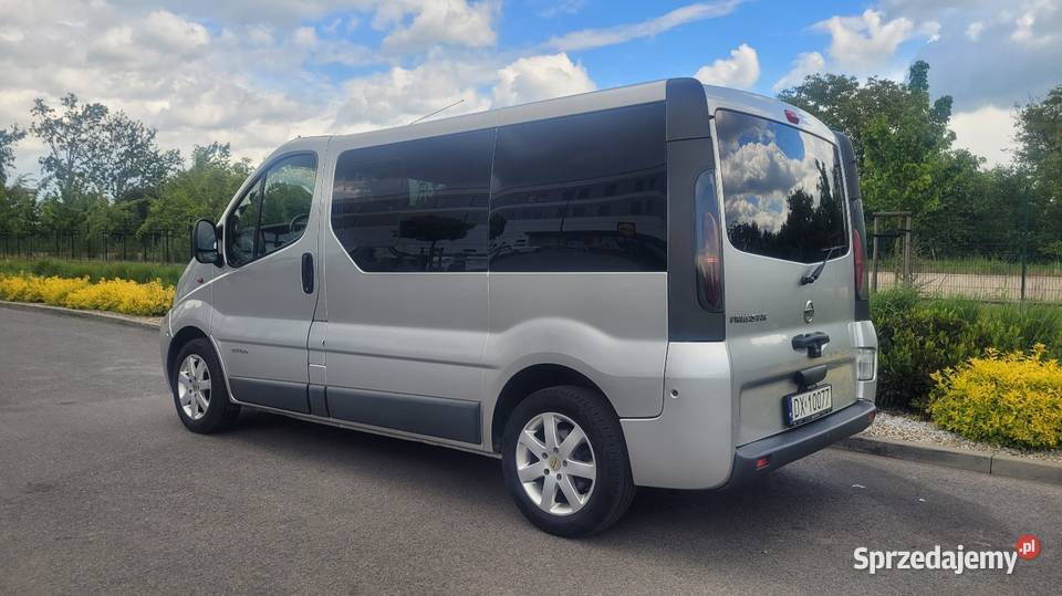 Nissan Primastar 19DCI bus 8 osób Vivaro Trafic dolnośląskie