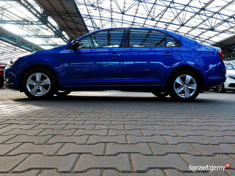 koda RAPID LEDPODGRZEWANE FoteleParktronik 3Lata centralny zamek