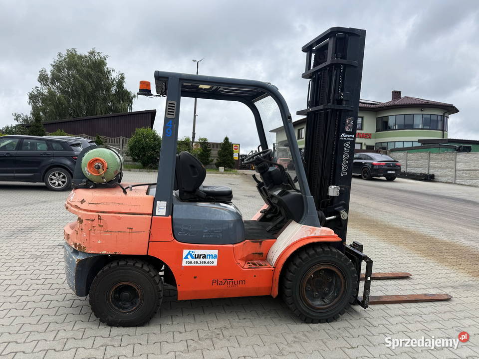 wózek widłowy TOYOTA 7FGJF35 LPG 3500 6800mtg Działoszyn sprzedam