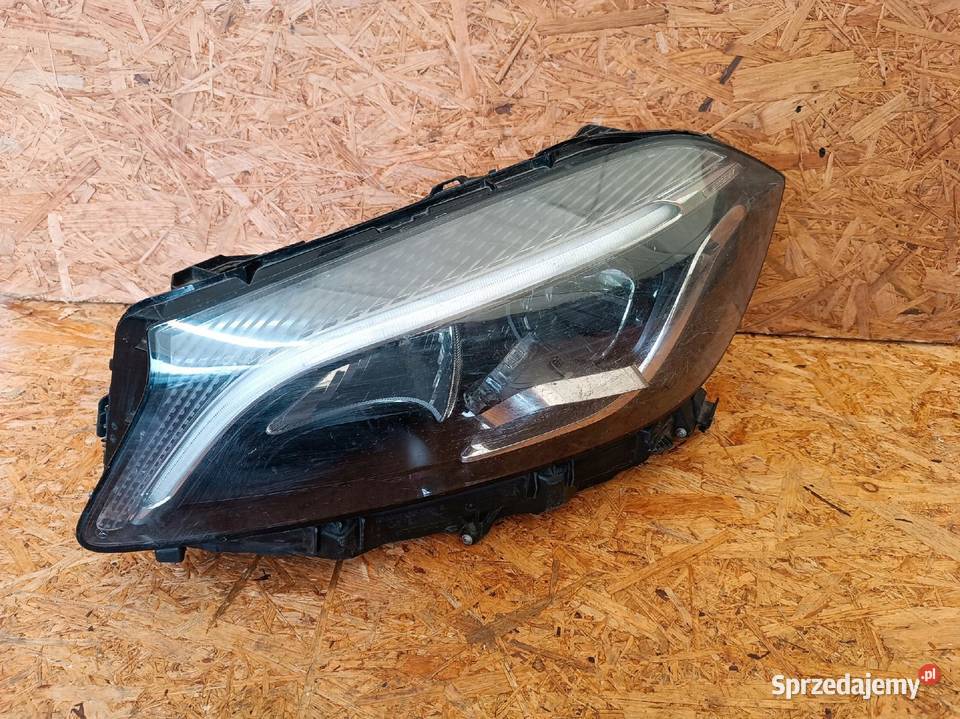 LAMPA LEWY PRZÓD REFLEKTOR EU MERCEDES W176 A Lampy przednie