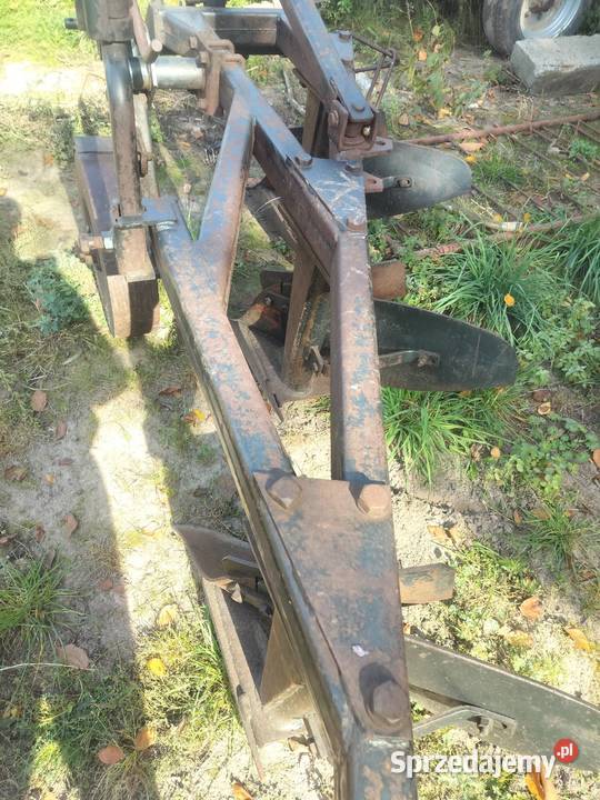 Pług 3 skibowy Miłochniewice sprzedam