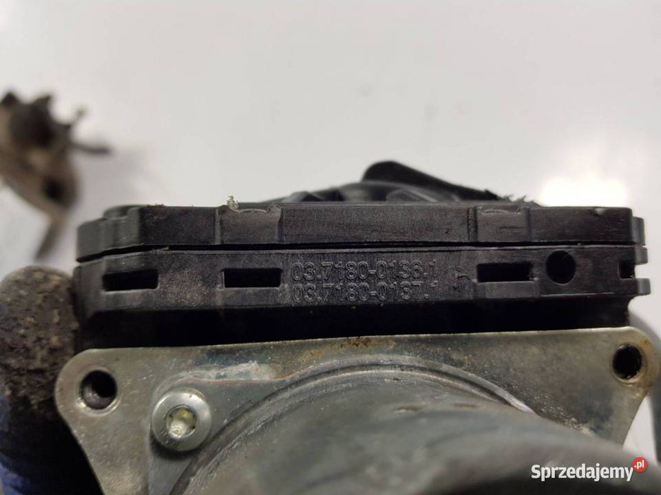 POMPA PRÓŻNIOWA 03718001371 MONDEO MK5 TITANIUM Lipno sprzedam