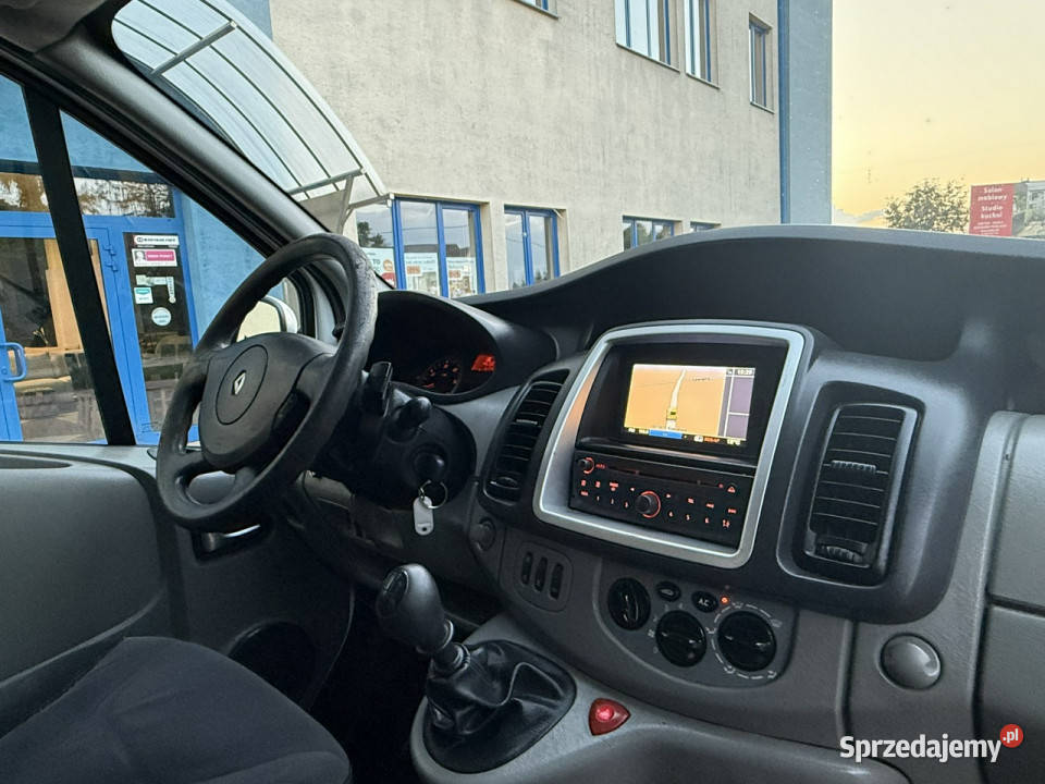Renault Trafic Renault Trafic 20DCi Lift 2012r światła przeciwmgłowe Sokołów Podlaski