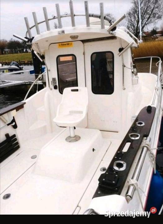 Sprzedam Kuter z kajutom Avor 215 Rok produkcji 2006 zachodniopomorskie Świnoujście