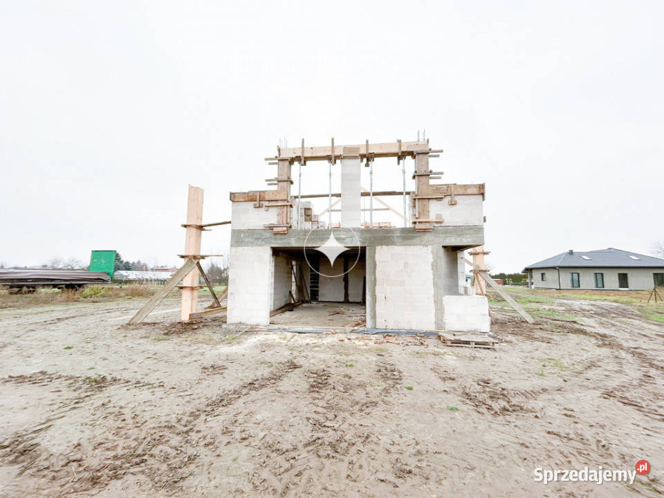 Tu zaczyna się Twoja przyszłość Dom w Żurawkach Łaszczów