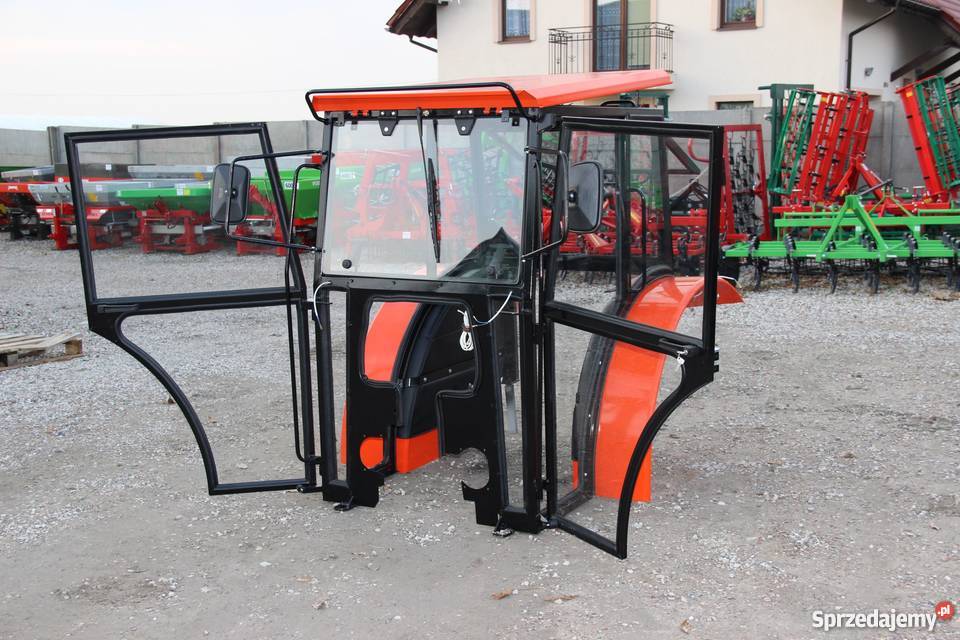 Kabina ciągnikowa sadownicza sadownik MF Szyszka Rogóźno