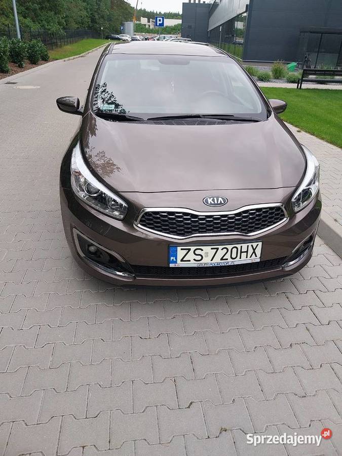 Kia ceed 16 benzyna automat 2018 przeb 48400cen