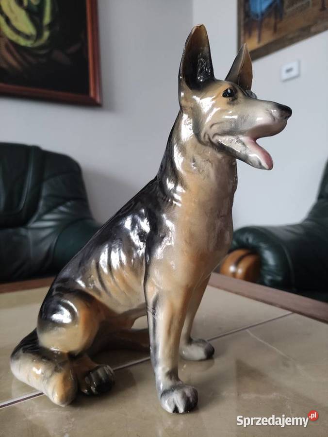 Porcelanowa figurka Owczarek niemiecki 25 Figurki i rzeźby lubelskie Janów Lubelski