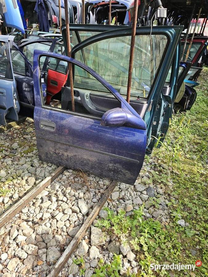Drzwi prawy przód corsa b osobowe Łagów sprzedam