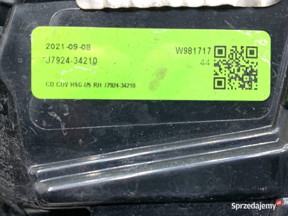 LAMPA TYŁ PRAWA WEWNĘTRZNA KIA CEED 92403J7350 osobowe