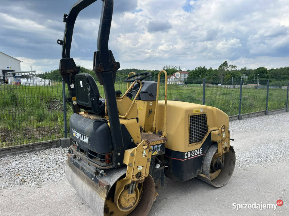 walec Caterpillar Caterpillar CB 224 E Walec CAT 3800h Zagnańsk
