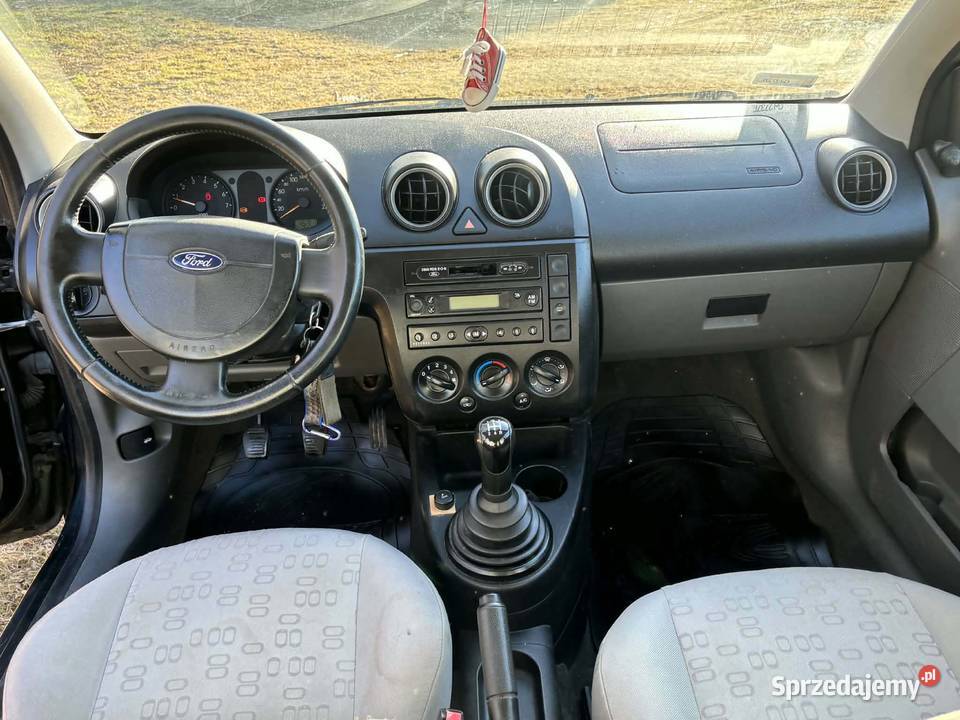 FORD Fiesta 14 Benzyna klimatyzacja 5 drzwi 1400cm3 Włocławek
