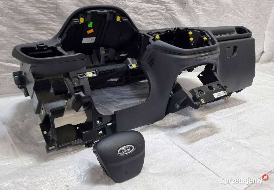 FORD FIESTA MK8 DESKA KONSOLA PASY PODUSZKI sprzedam