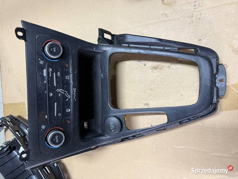 Ford Focus MK3 LIFT panel nawiewu klimatyzacji osobowe Kolbuszowa Dolna