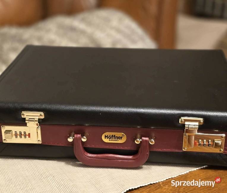 299 Walizka czarno brązowa sztućce Hoffner na 12 śląskie Zabrze