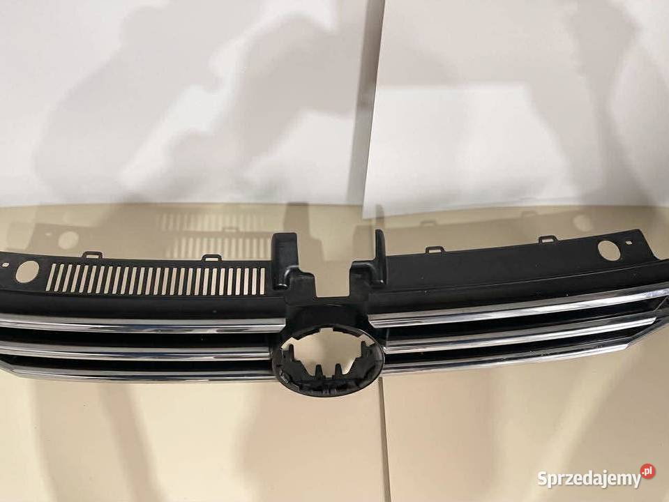 VW TOURAN ATRAPA ZDERZAKA 5TA853653B osobowe Lampy przednie Ostroróg