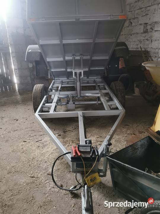 Przyczepka samochodowa wywrotka Borowo