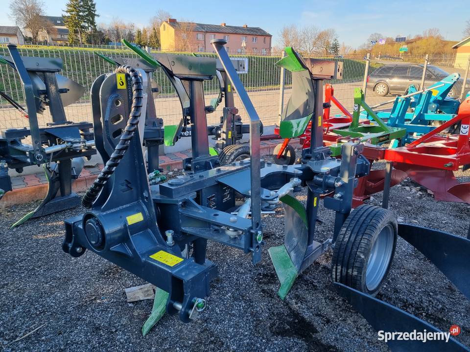 Pług obrotowy REVO 2 3 4 skibowy AWEMAK raty Pługi