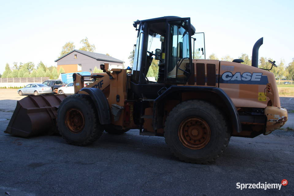 Ładowarka kołowa CASE 721F 2011r 2800 Mth z wagą Gizałki