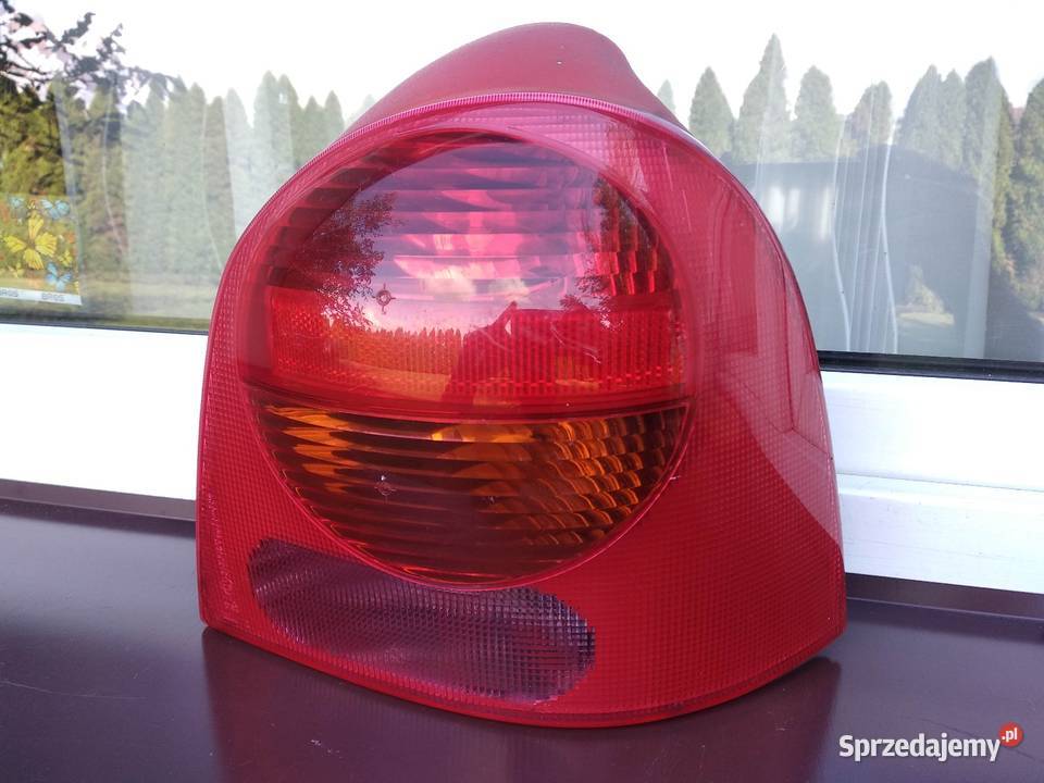 Renault Twingo I 1 FL LIFT lampa tył tylna prawa Sieradz