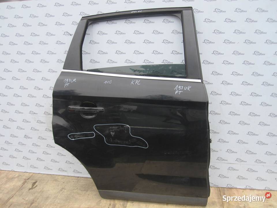 FORD KUGA MK1 I 11r drzwi prawe tył osobowe