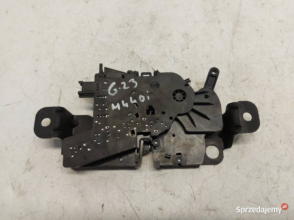 BMW G23 G22 M440i Cabrio Zamek klapy bagażnika