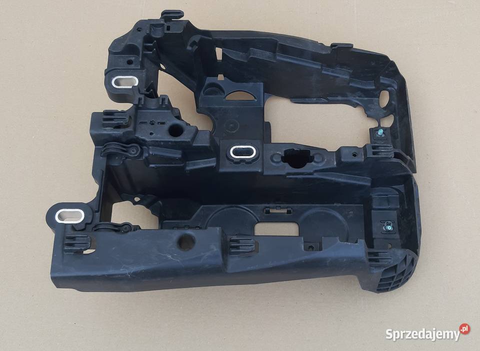 MAN TGL TGM OKULAR REFLEKTORA WSPORNIK ZDERZAKA Bieleń