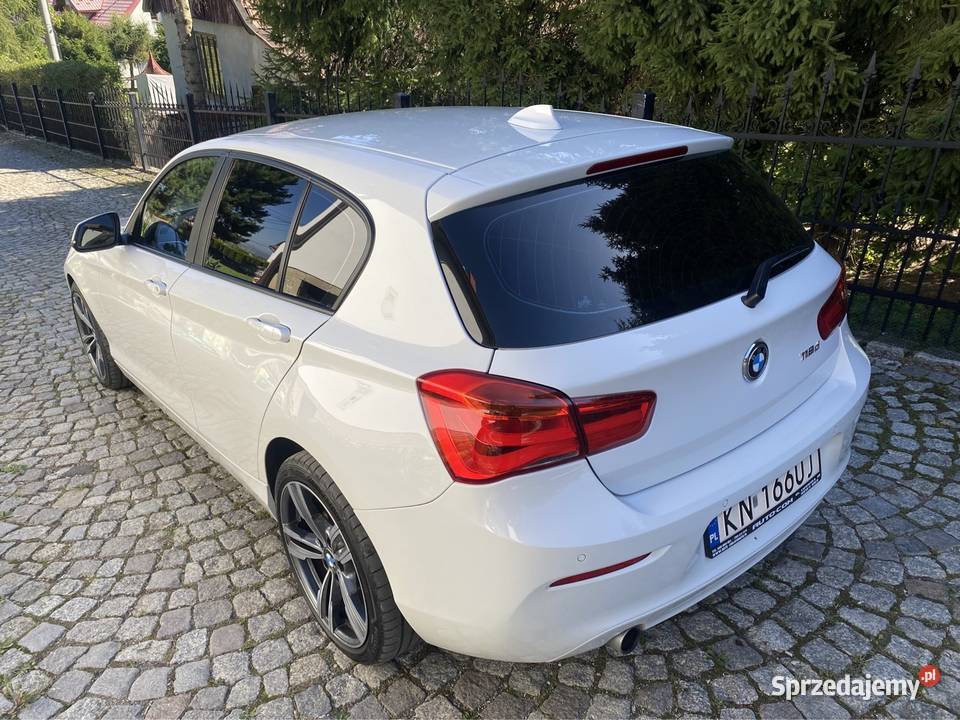 BMW F20 Seria 2018 r 118d 143 Automat 1998cm3 Nowy Sącz