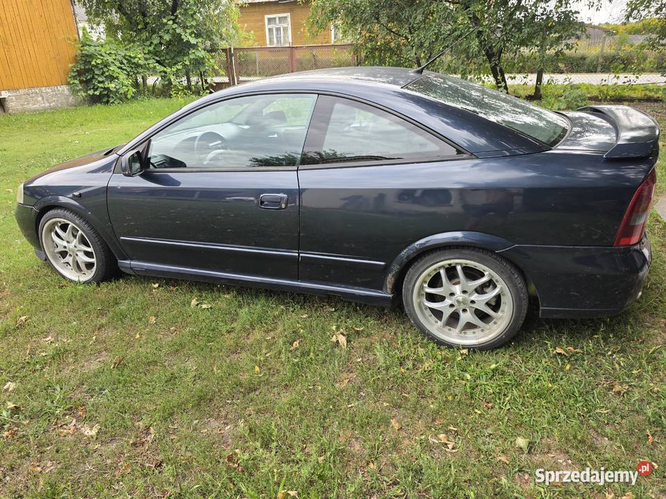 Opel Astra Bertone 18 sprowadzony Jeżowice