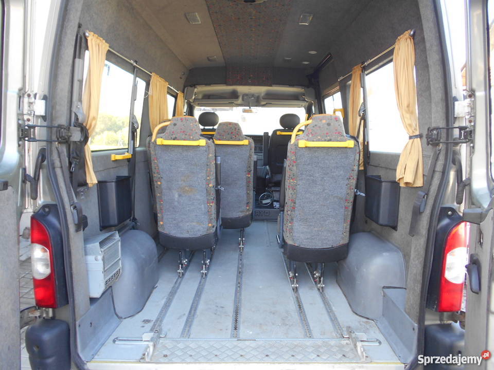 Renault Master 9 osobowy bus Pełna Klima centralny zamek Master Iwkowa