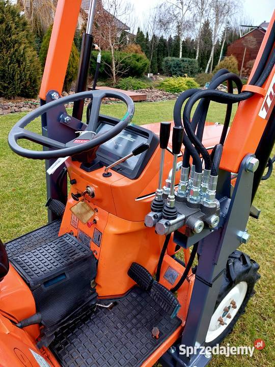 Traktorek Kubota 17 4x4 Oryginał ładowacz Góra sprzedam