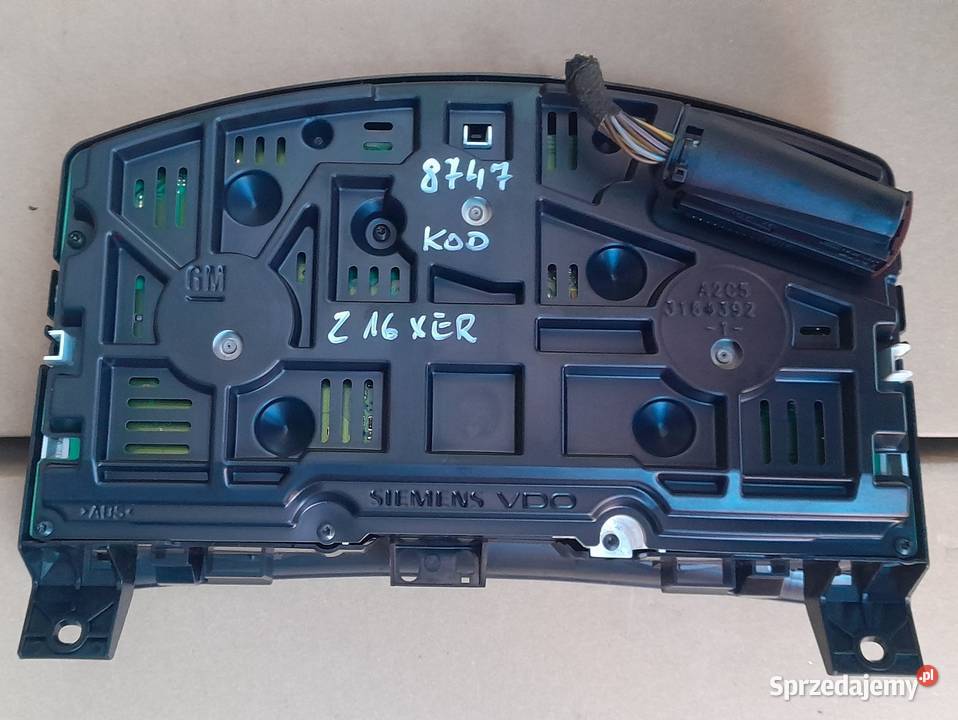 Opel astra III H zafira b 16 16V z16XER licznik Nisko