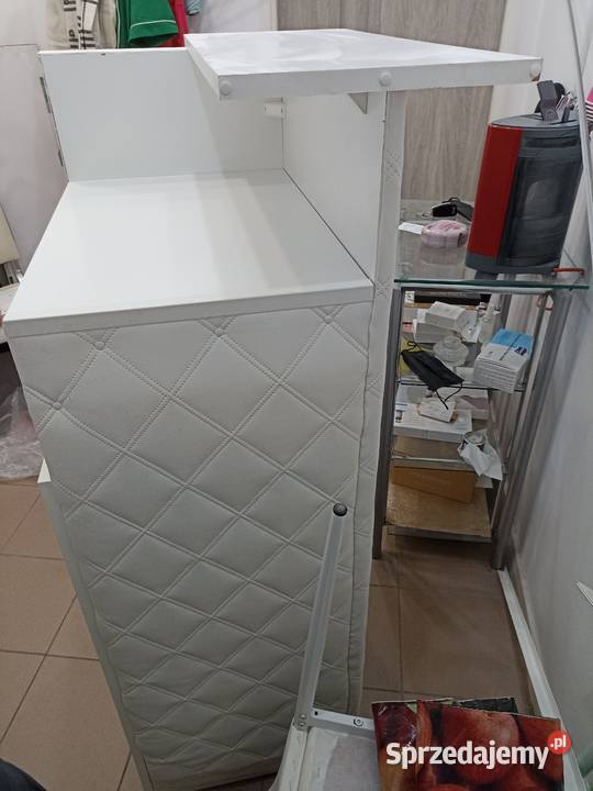 Recepcja salon kosmetyczny fryzjerski inne