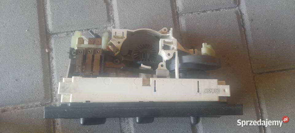 Panel nawiewów Audi 80 b4 Karpacz sprzedam