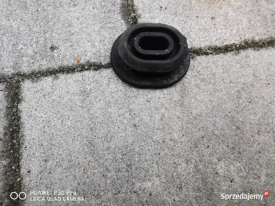 Mocowanie uchwyt chlodnic vw Audi 1k0121367f Gorzów Wielkopolski