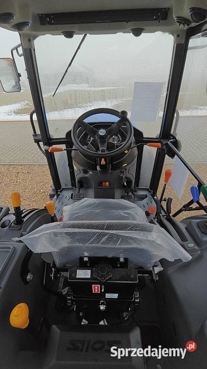 Ciągnik sadowniczy SOLIS 75 klima rewers 4x4 Ciągniki Zabostów Duży