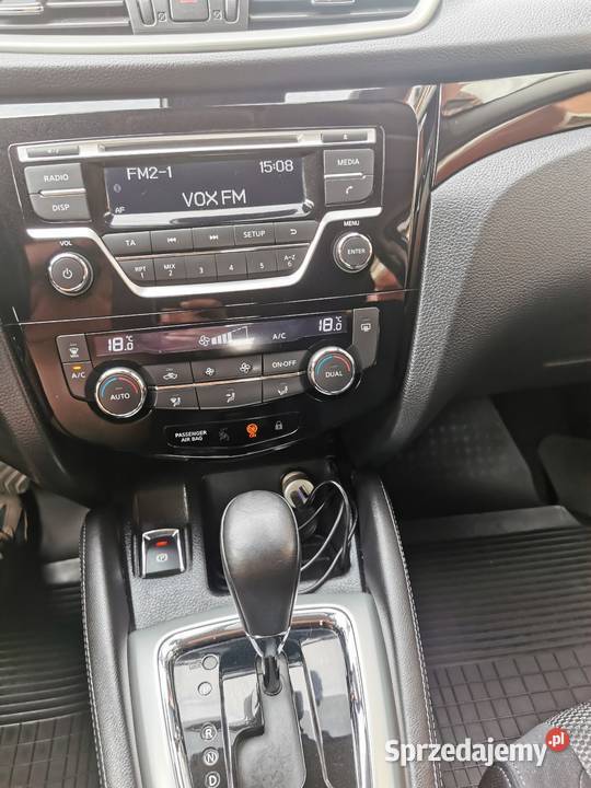 Nissan Qashqai 12 DIG benzyna automat 86 Tłuszcz