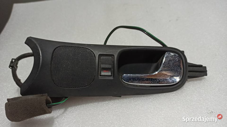 Klamka drzwi wewnętrzna Audi A4 B5 8D2837020 osobowe sprzedam