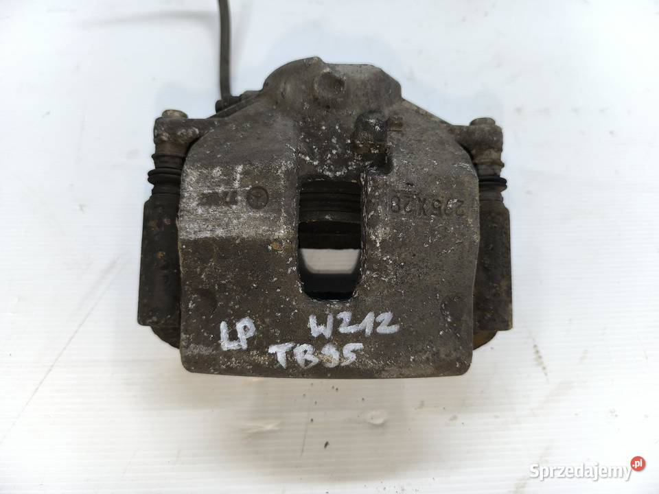 ZACISK LEWY PRZÓD MERCEDES EKLASA W212 22 CDI