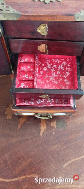 Mebelek na biżuterię Pozostałe Kielce