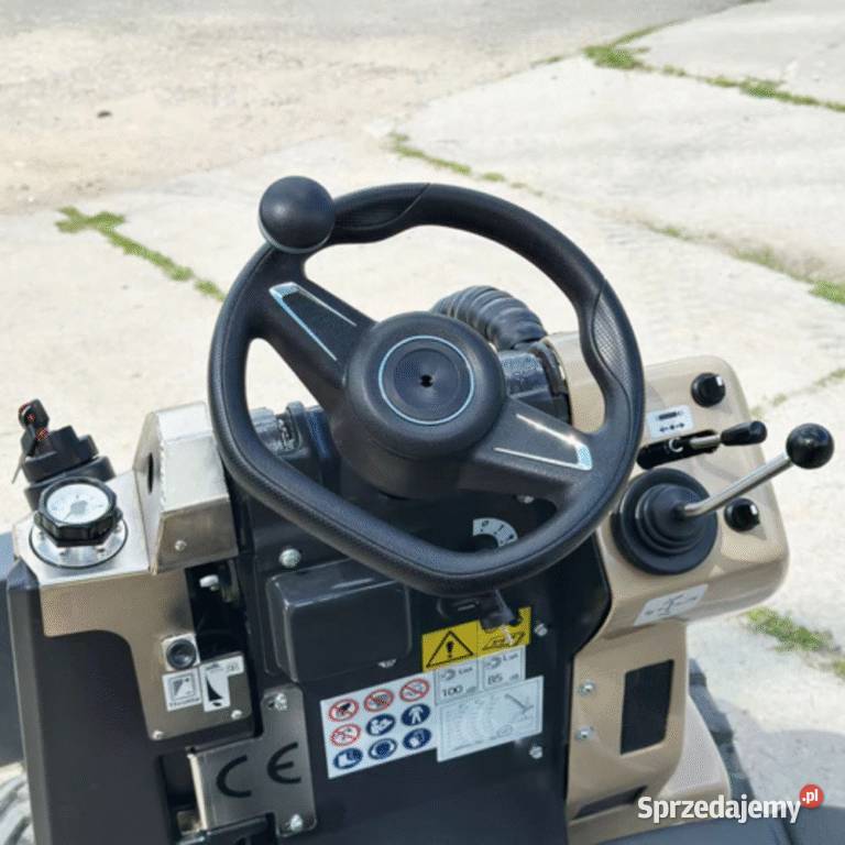 MINIŁADOWARKA KOŁOWA MEYER MWL35 Białystok