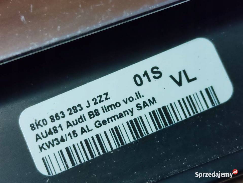 Listwa Zgarniająca Lewy Przód Audi A4 B8 Pleszew