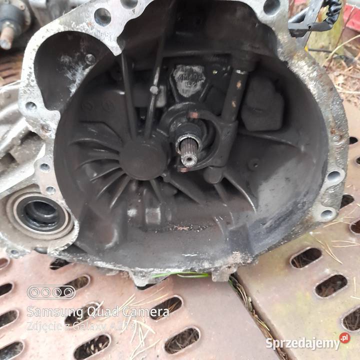 ALMERA N1615 benzynaSKRZYNIA 4M402 Jastrzębia Góra