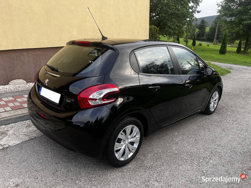 Peugeot 208 16 eHDI 92 2012 Czarny Klimatronic Nowa Słupia