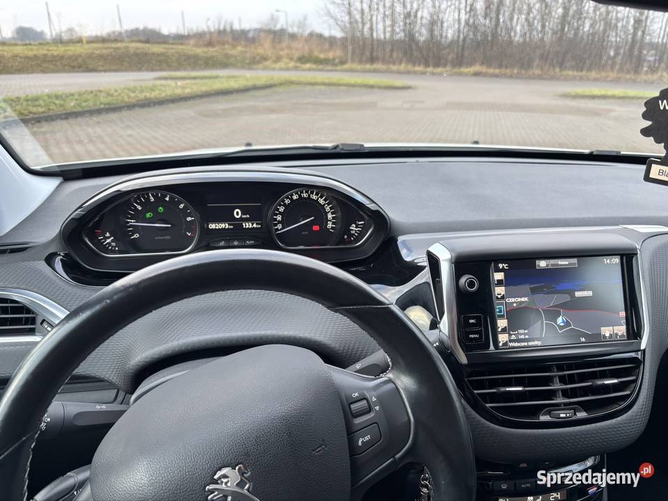 Peugeot 2008 Allure benzyna