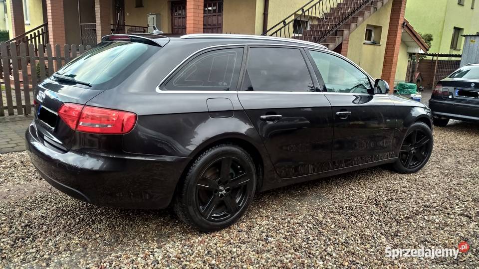 Audi A4 b8 20 TDI 2009r Alu Czarny Połysk Toruń